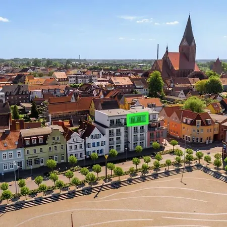 Maximilian & Viktoria *