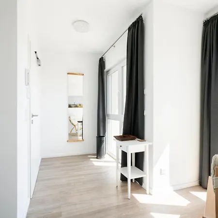 Maximilian & Viktoria Apartment